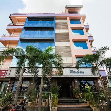 Oyo 62964 Hotel Vandana Grand เนลลอร์ ภายนอก รูปภาพ